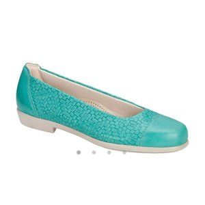 SAS Maui Slip On Loafer Teal Flats Cushioned Orthotic 7.5